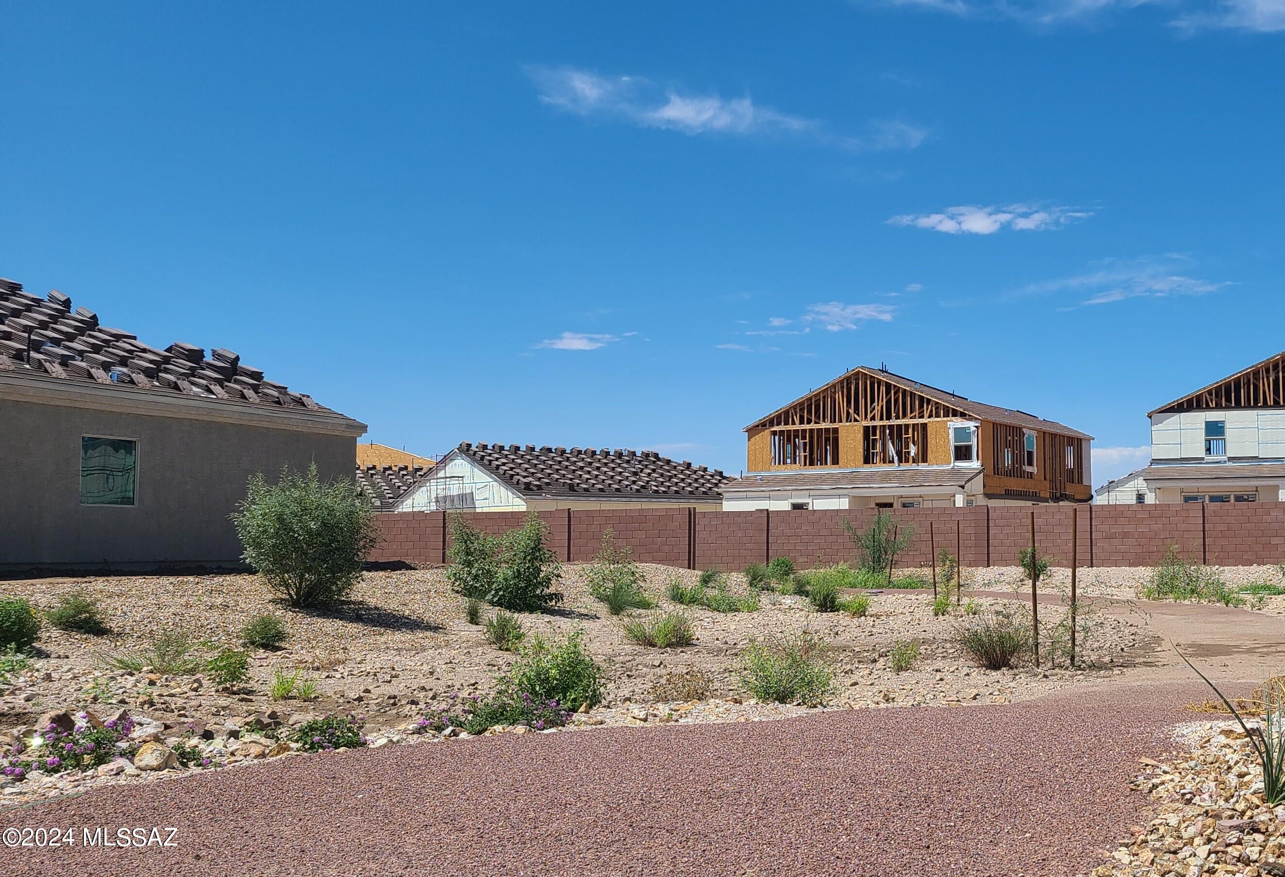 12569 West Barnett Road Marana, AZ 85653 - Photo 23 of 41
