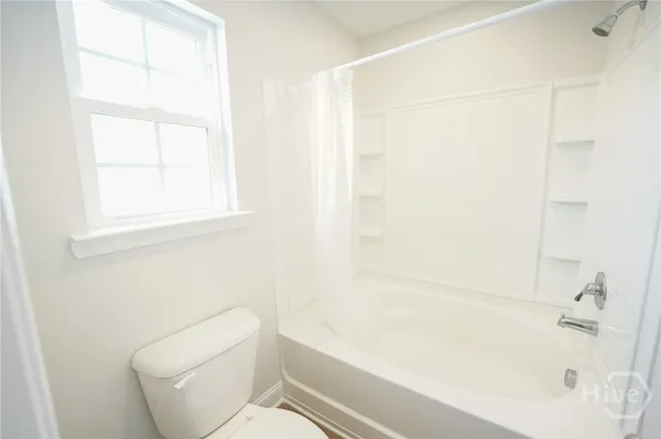 $2,450 | 18 Sago Palm Way, Bloomingdale, GA 31302