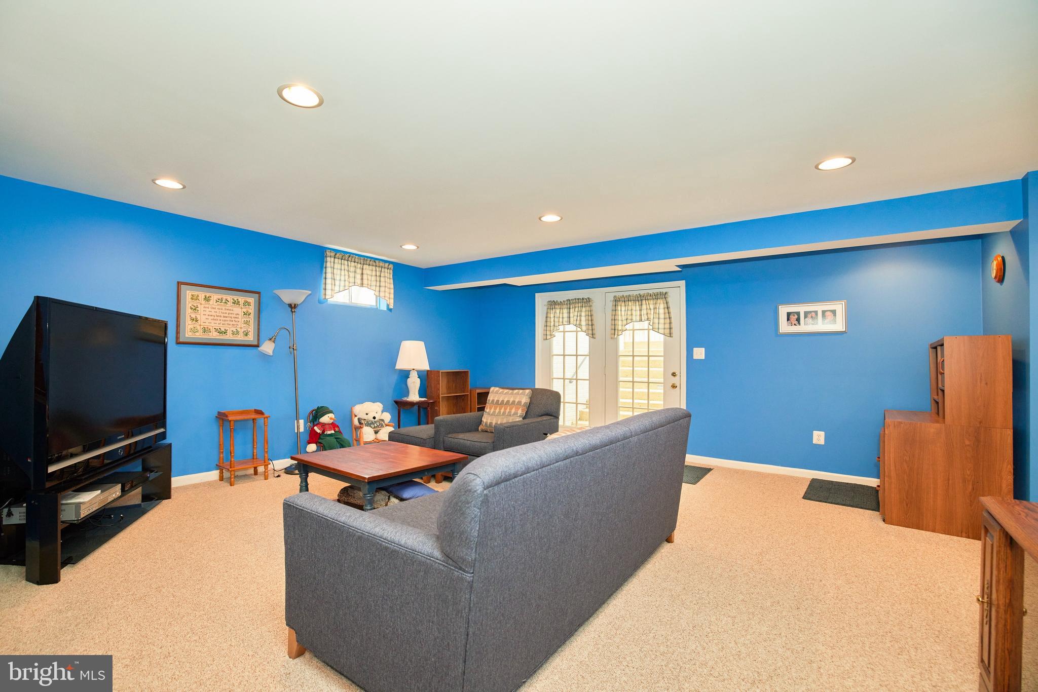 6256 Willowfield Way Springfield, VA 22150 - Photo 35 of 45