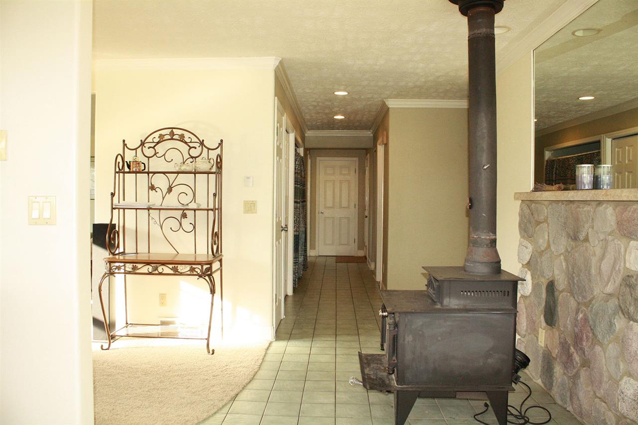 4962 Pierson Road Southeast Kalkaska, MI 49646 - Photo 8 of 25 1823147-7.JPG