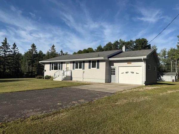 $319,000 | 24247 County Road 15, Badger, MN 56714