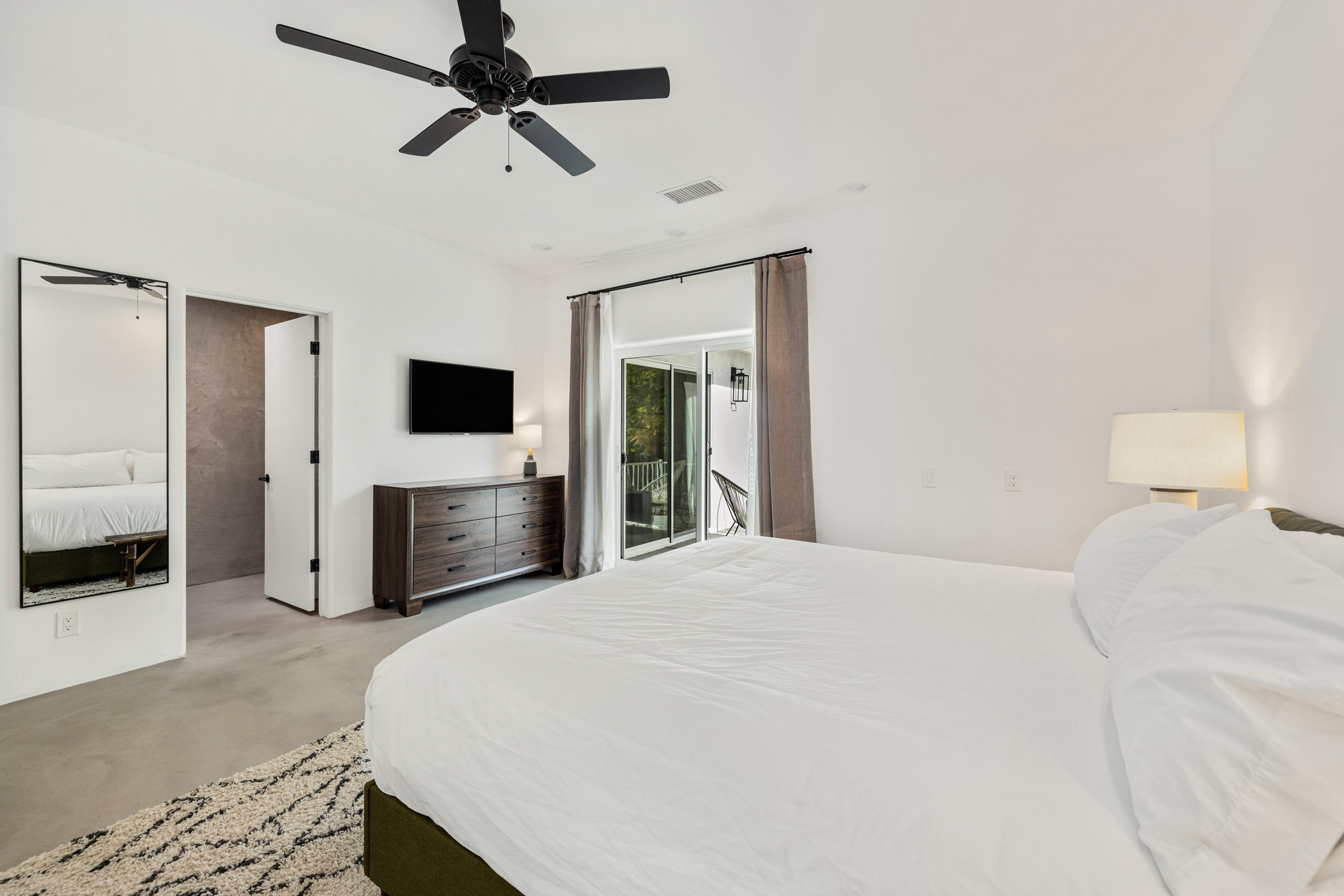 594 West Stevens Road, Unit A Palm Springs, CA 92262 - Photo 109 of 133 068A0100