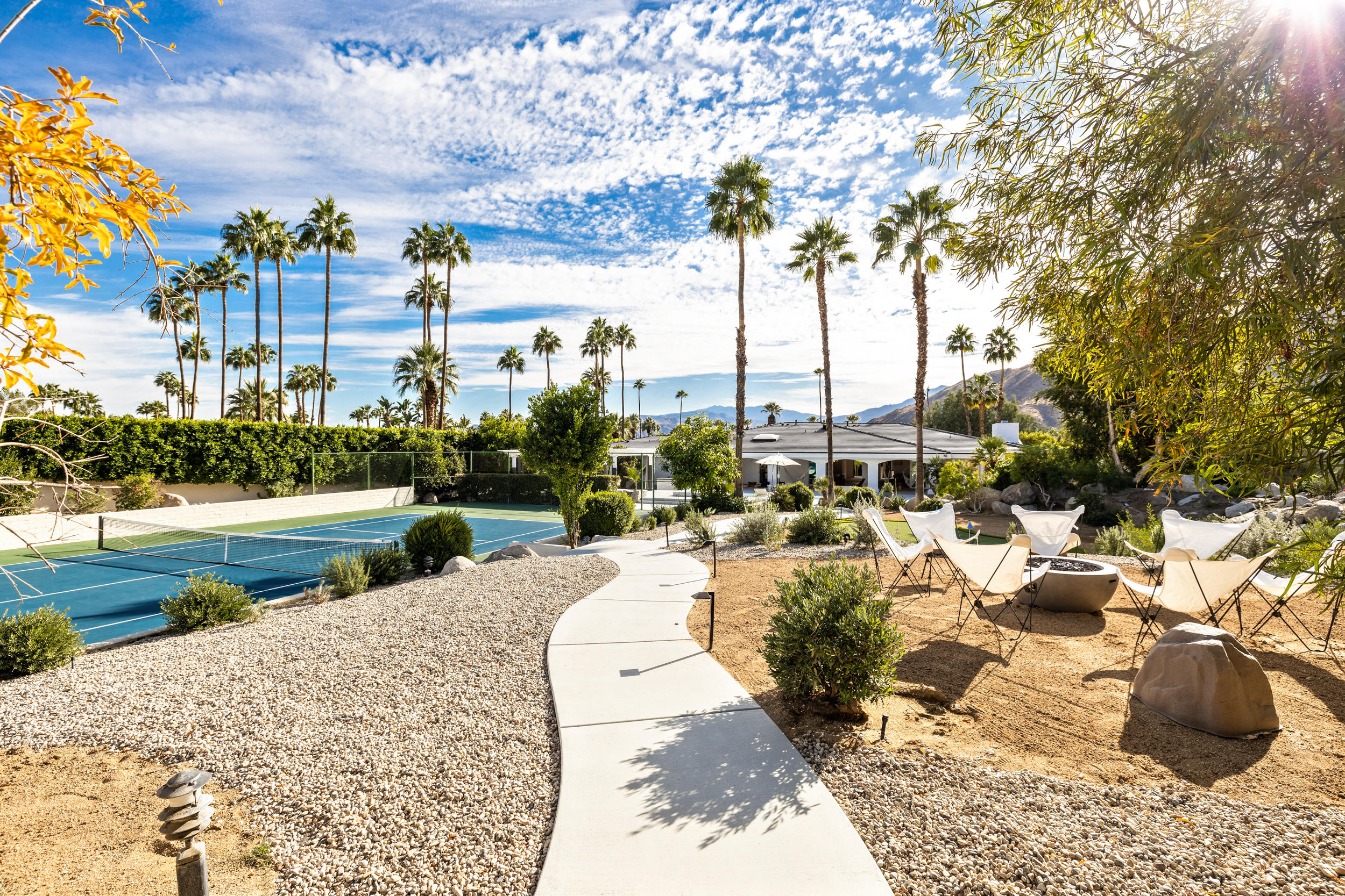 594 West Stevens Road, Unit A Palm Springs, CA 92262 - Photo 12 of 133 068A0410