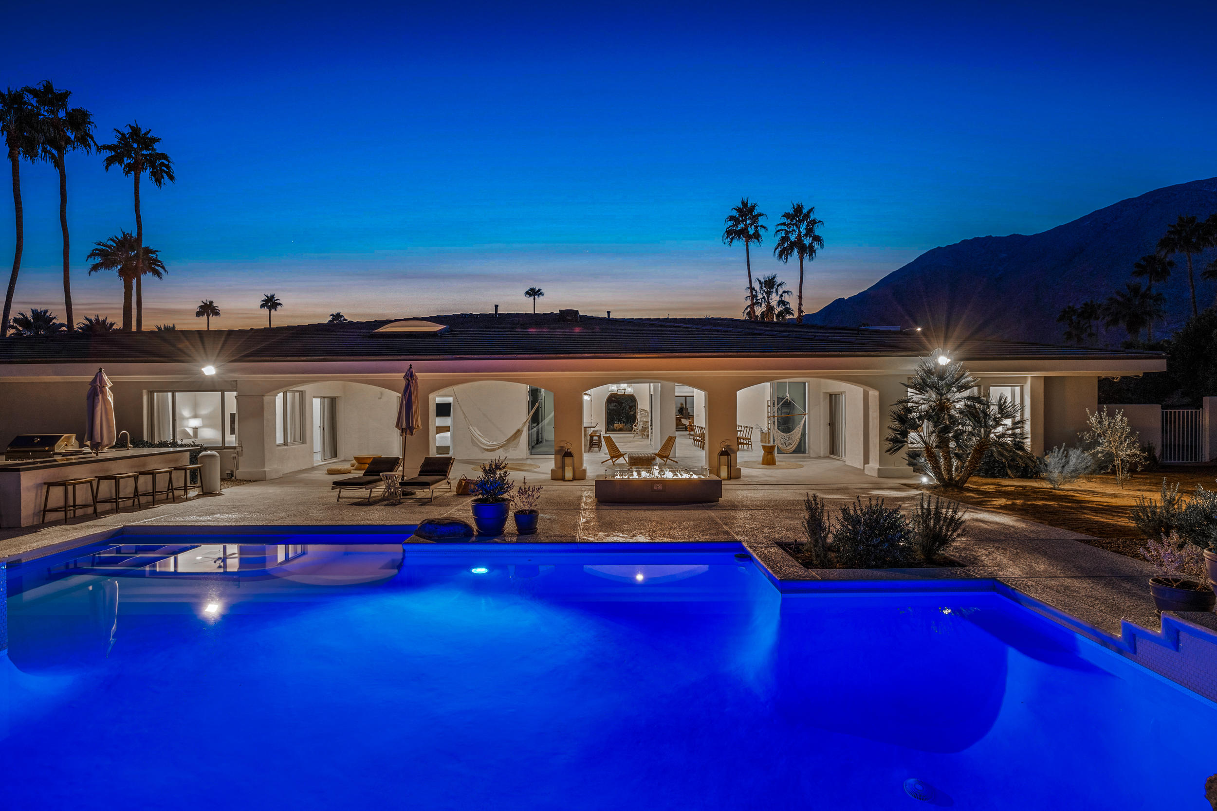 594 West Stevens Road, Unit A Palm Springs, CA 92262 - Photo 15 of 133 068A1864