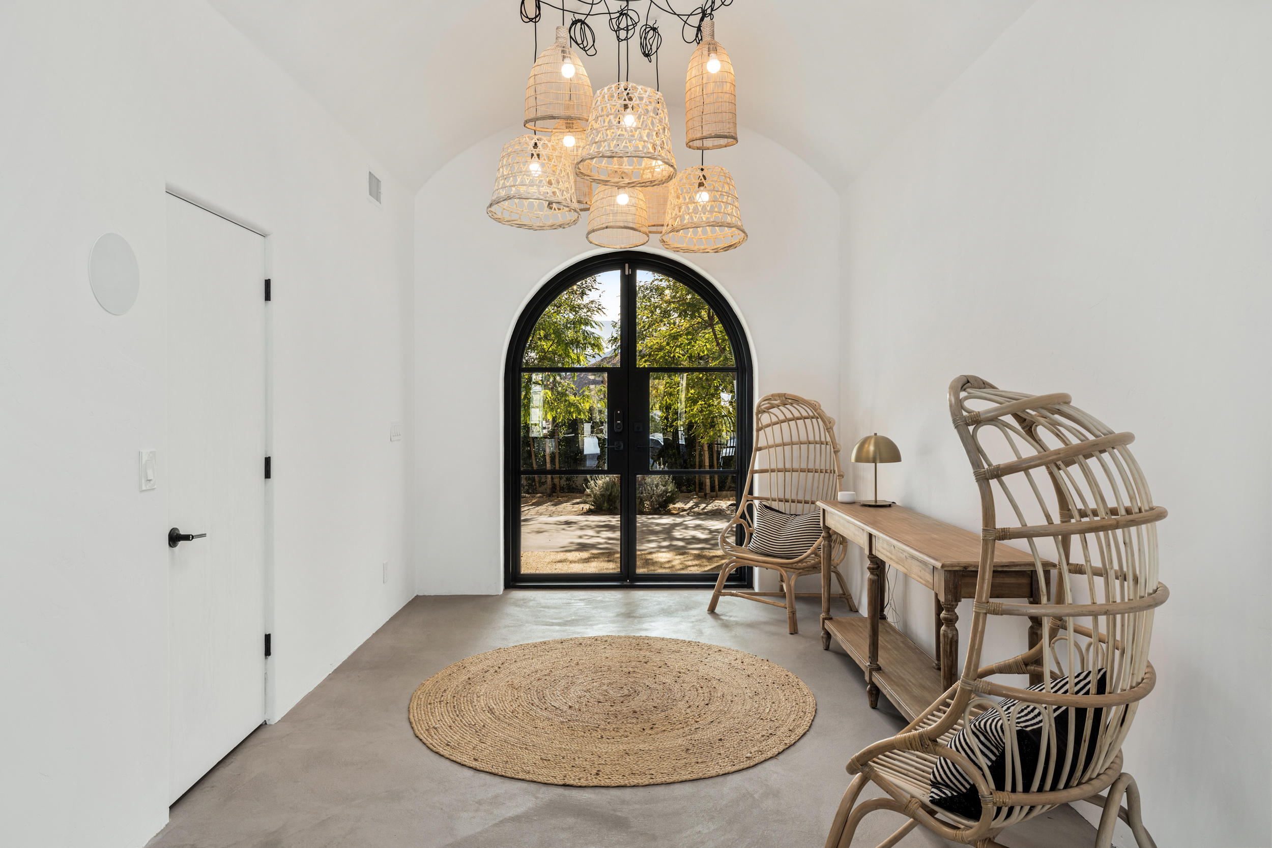 594 West Stevens Road, Unit A Palm Springs, CA 92262 - Photo 26 of 133 068A0069