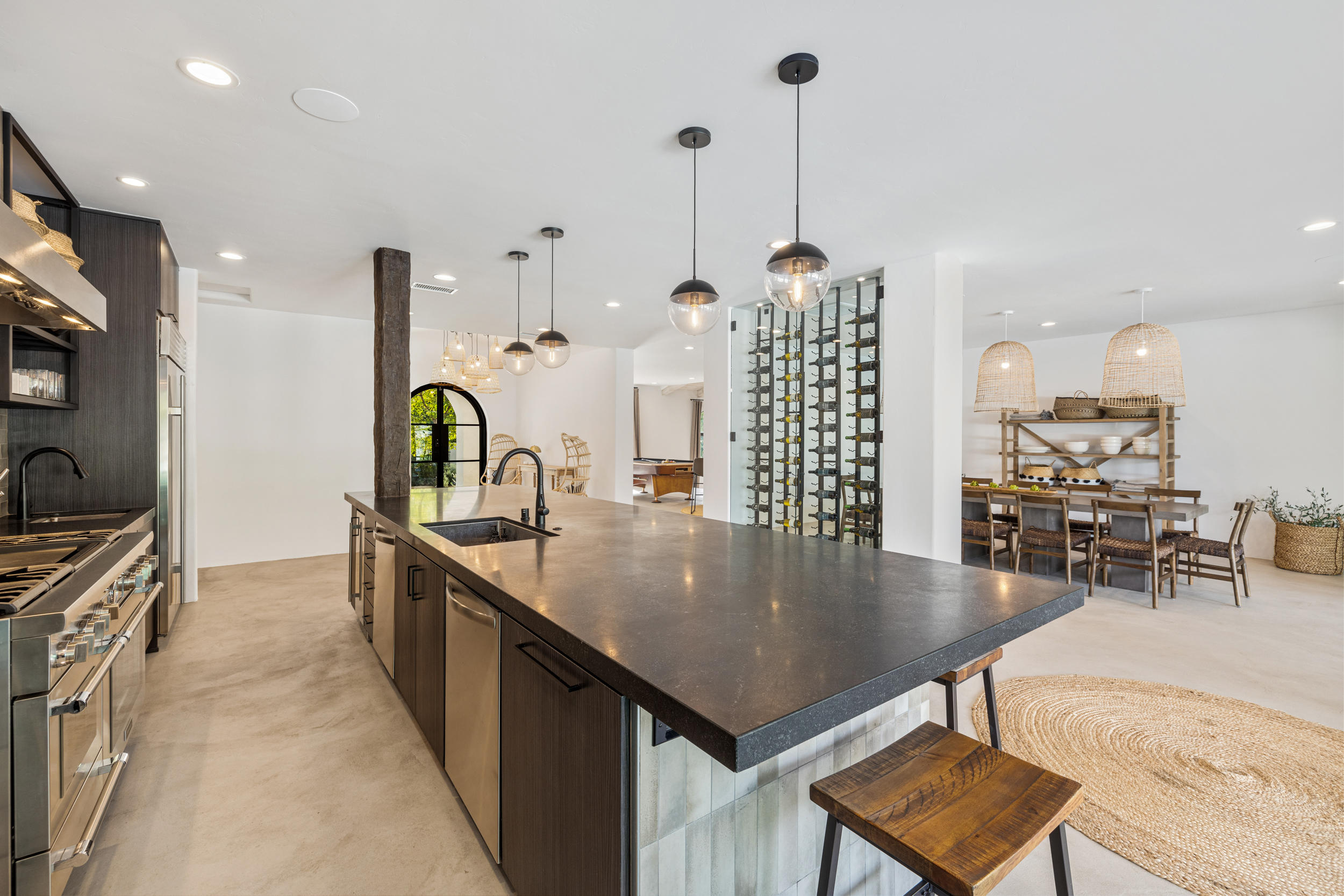 594 West Stevens Road, Unit A Palm Springs, CA 92262 - Photo 33 of 133 068A0304