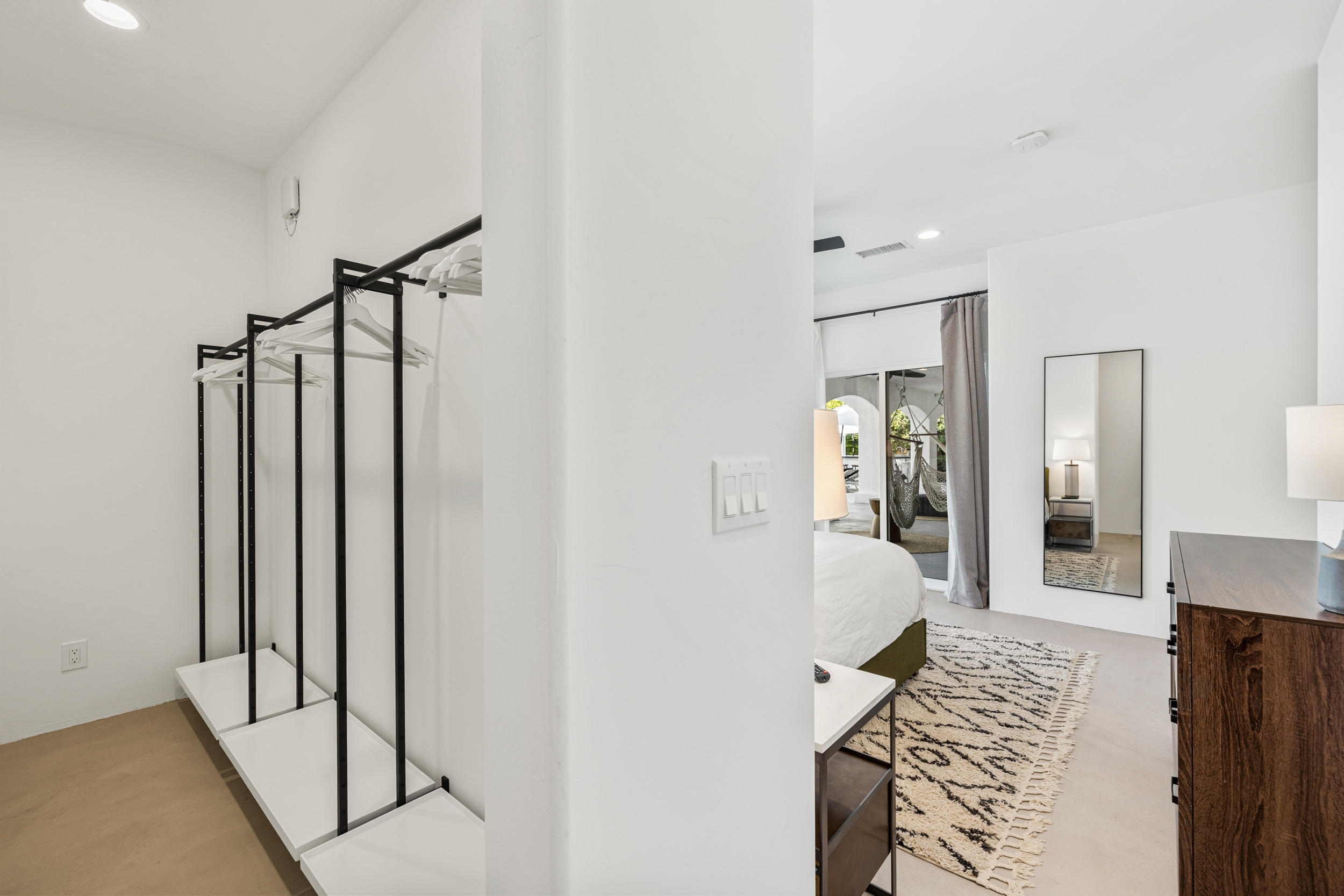 594 West Stevens Road, Unit A Palm Springs, CA 92262 - Photo 48 of 133 068A0203