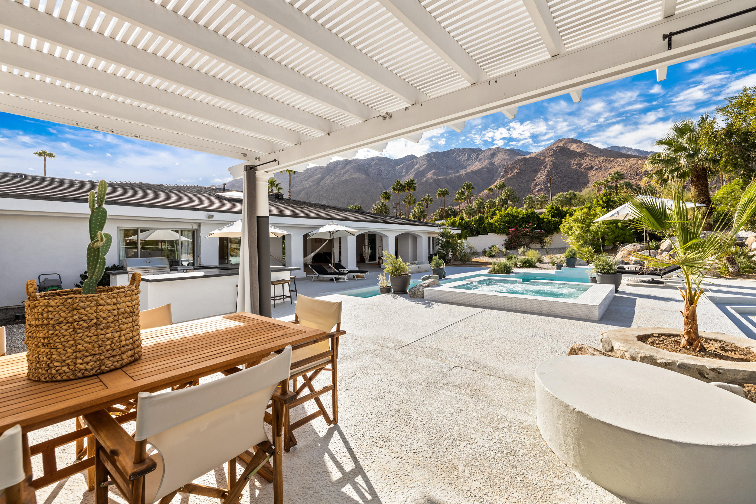 594 West Stevens Road, Unit A Palm Springs, CA 92262 - Photo 89 of 133 068A0468