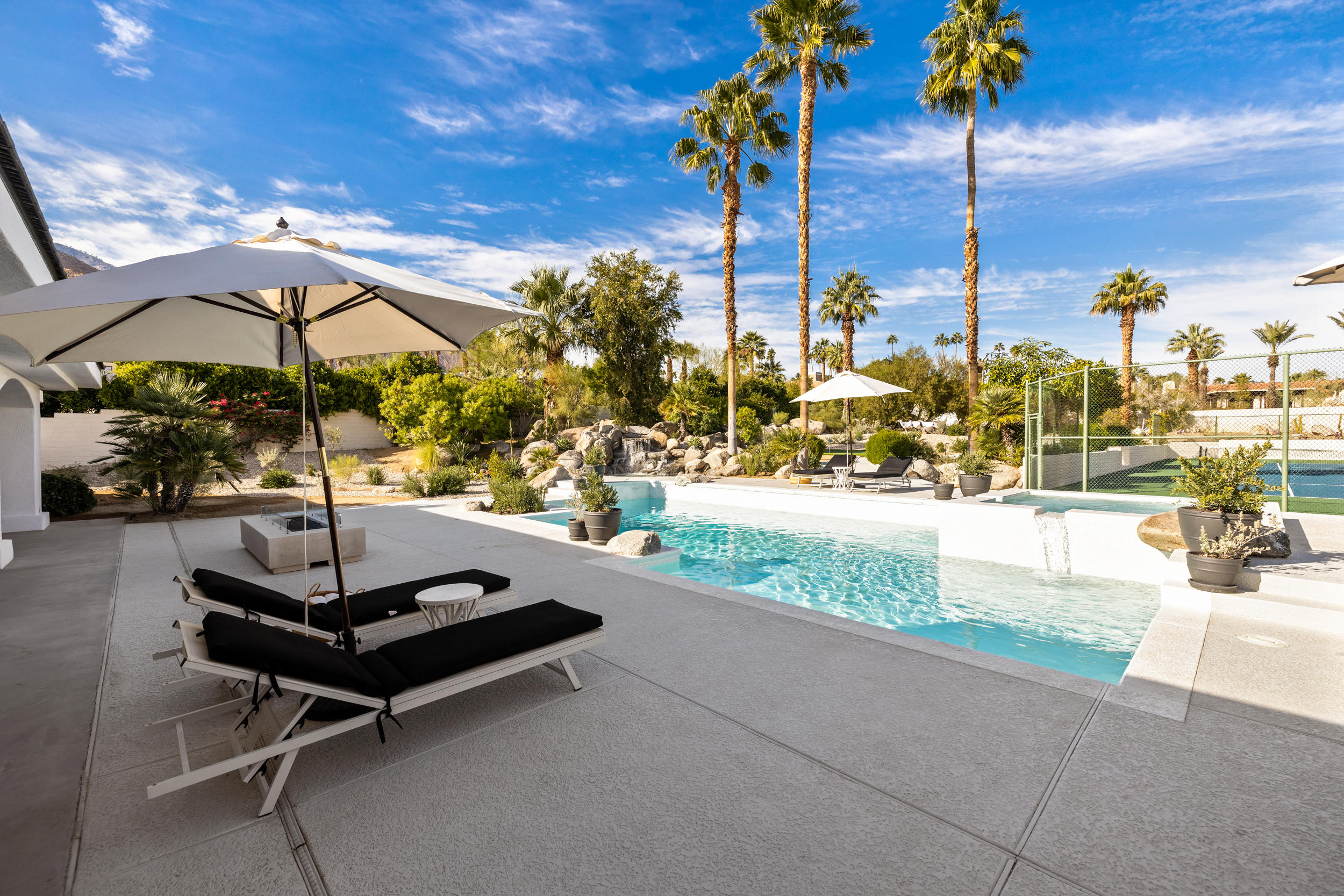 594 West Stevens Road, Unit A Palm Springs, CA 92262 - Photo 92 of 133 068A0484