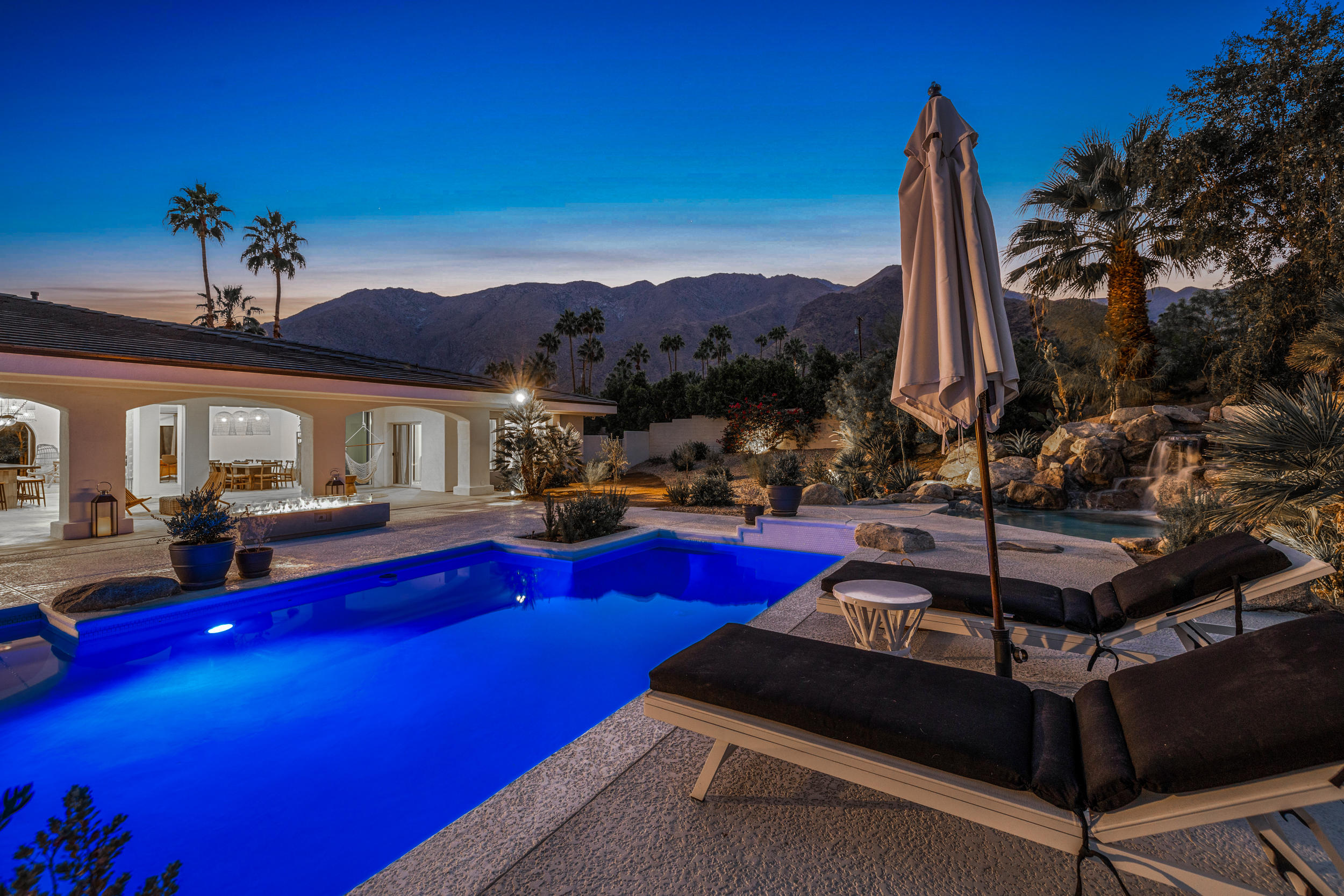 594 West Stevens Road, Unit A Palm Springs, CA 92262 - Photo 94 of 133 068A1787