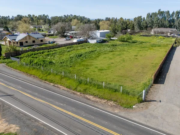 $400,000 | 18420 County Road 95, Woodland, CA 95695