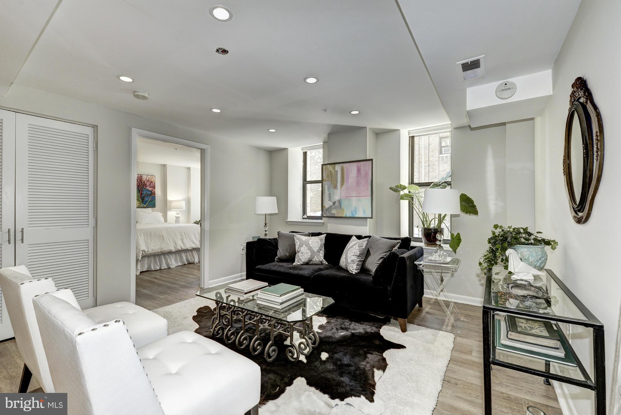 2633 Adams Mill Road Northwest, Unit B4 Washington, DC 20009 - Photo 7 of 14 Spacious and inviting
