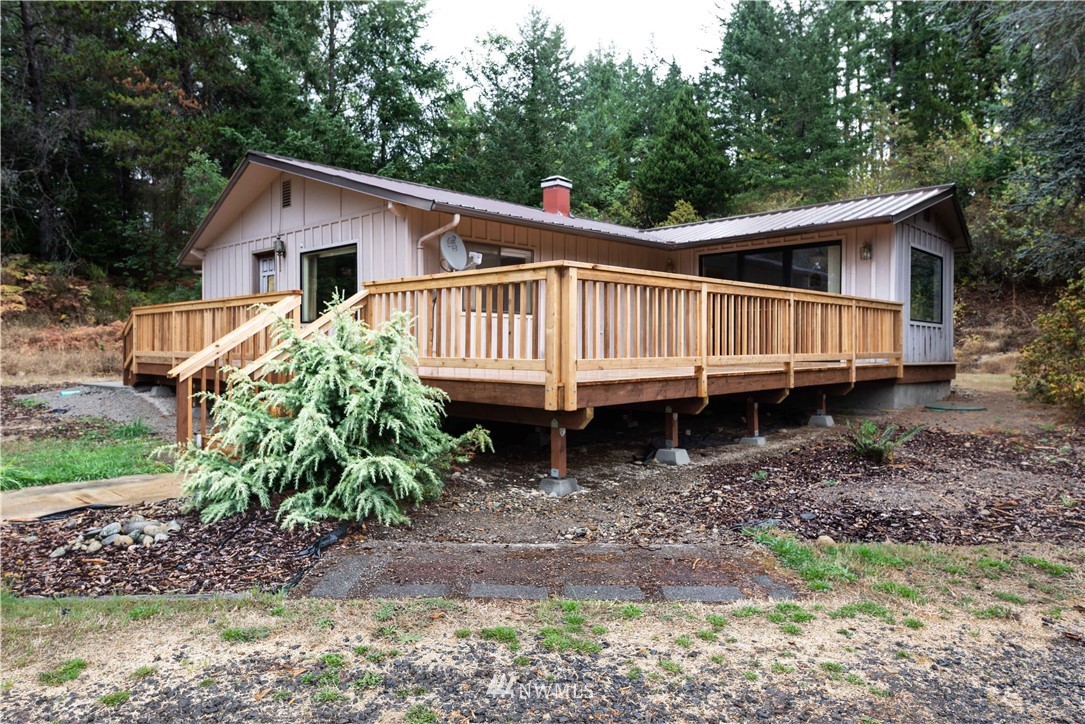 1440 Southwest Spruce Road Port Orchard, WA 98367 - Photo 1 of 25 Gallery Image 1