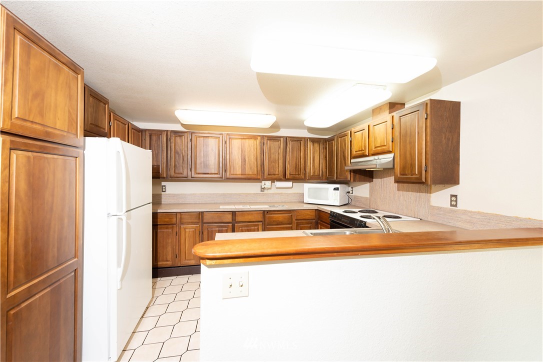 1440 Southwest Spruce Road Port Orchard, WA 98367 - Photo 7 of 25 Gallery Image 7