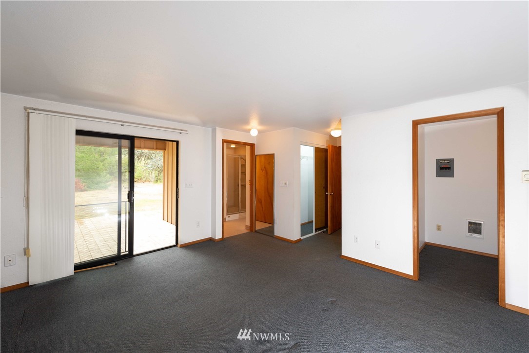 1440 Southwest Spruce Road Port Orchard, WA 98367 - Photo 9 of 25 Gallery Image 9