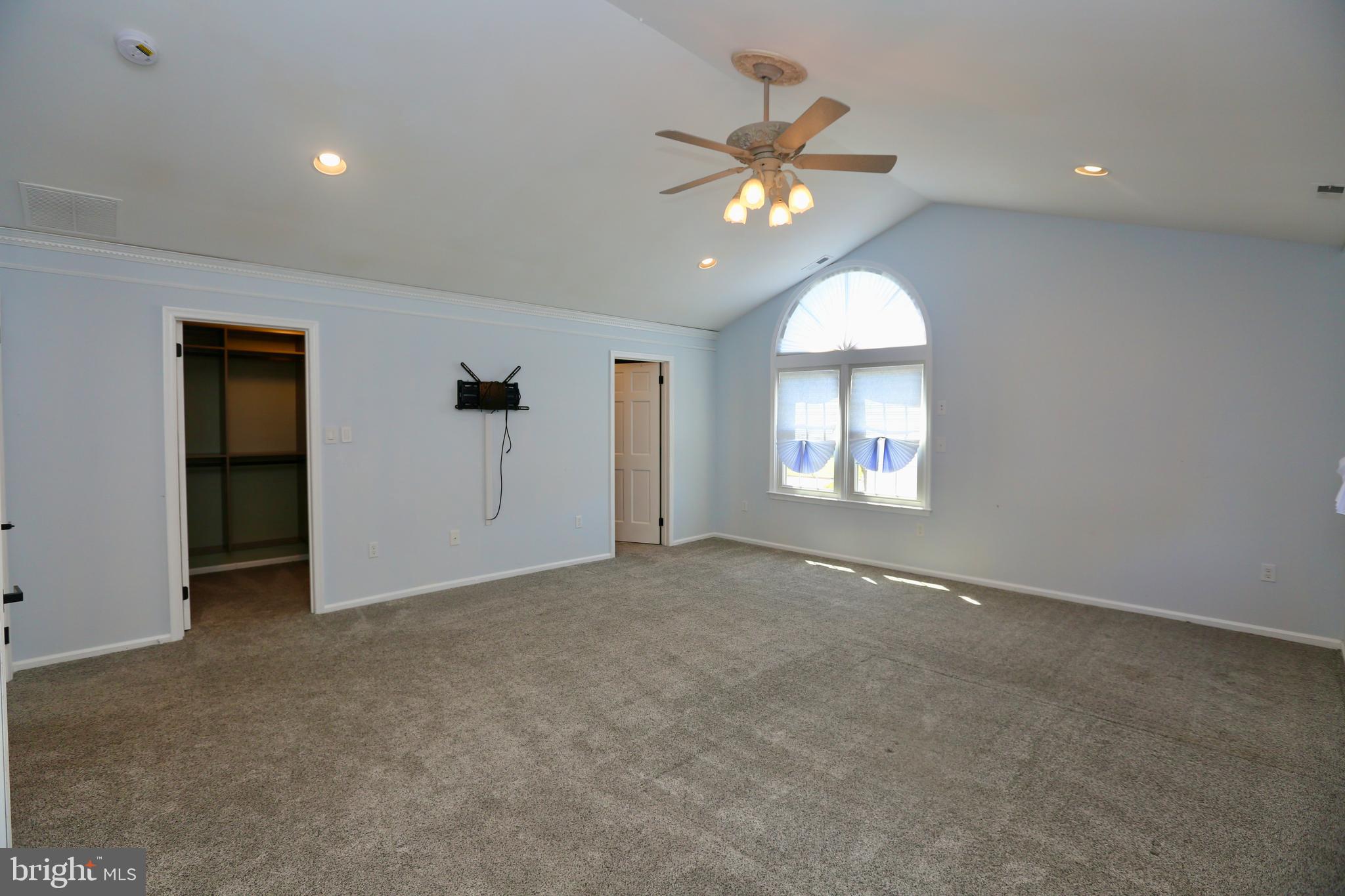 16 Cotswold Way Sewell, NJ 08080 - Photo 27 of 52 a view of an empty room with a window