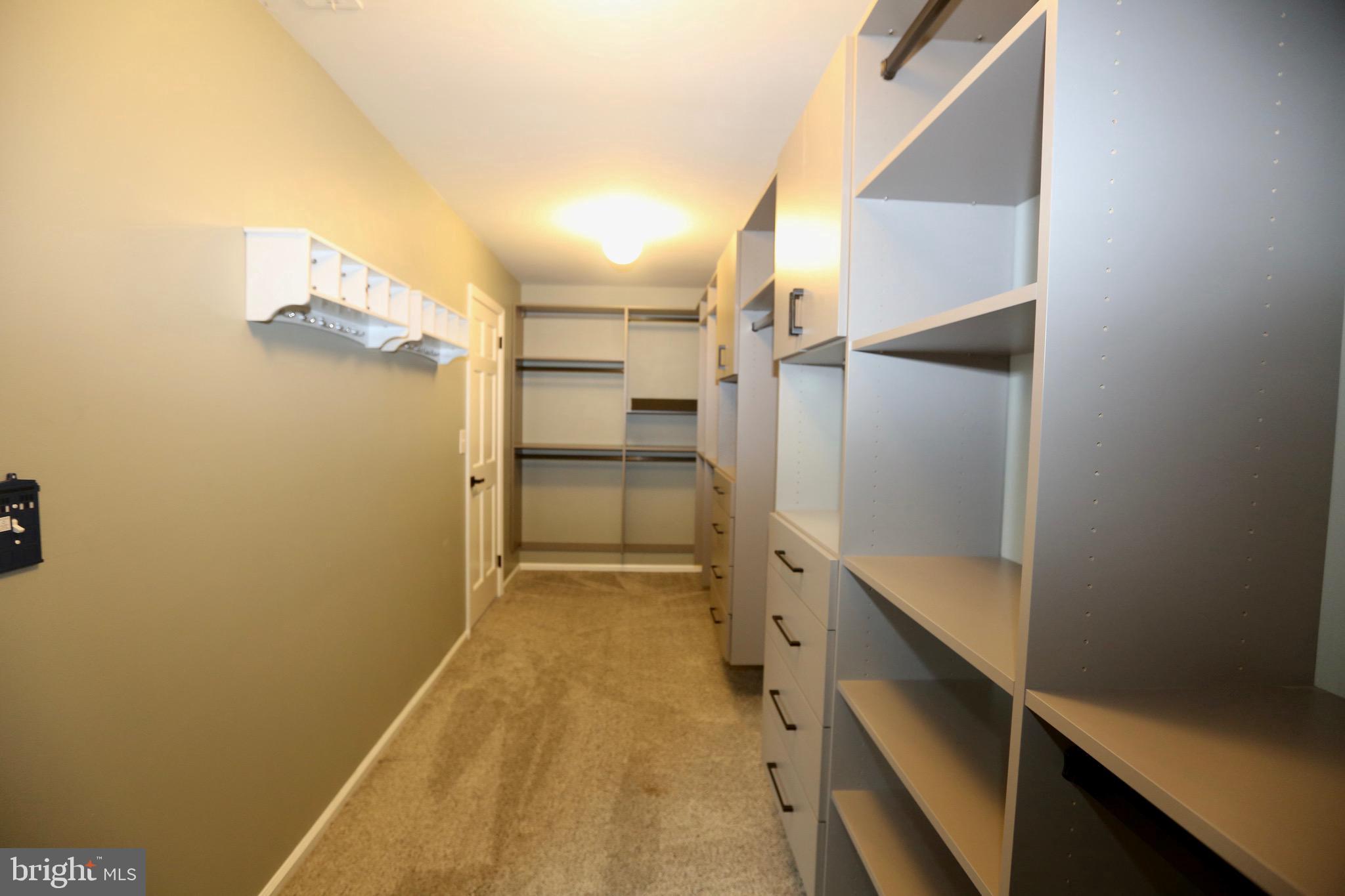 16 Cotswold Way Sewell, NJ 08080 - Photo 28 of 52 a view of walk in closet