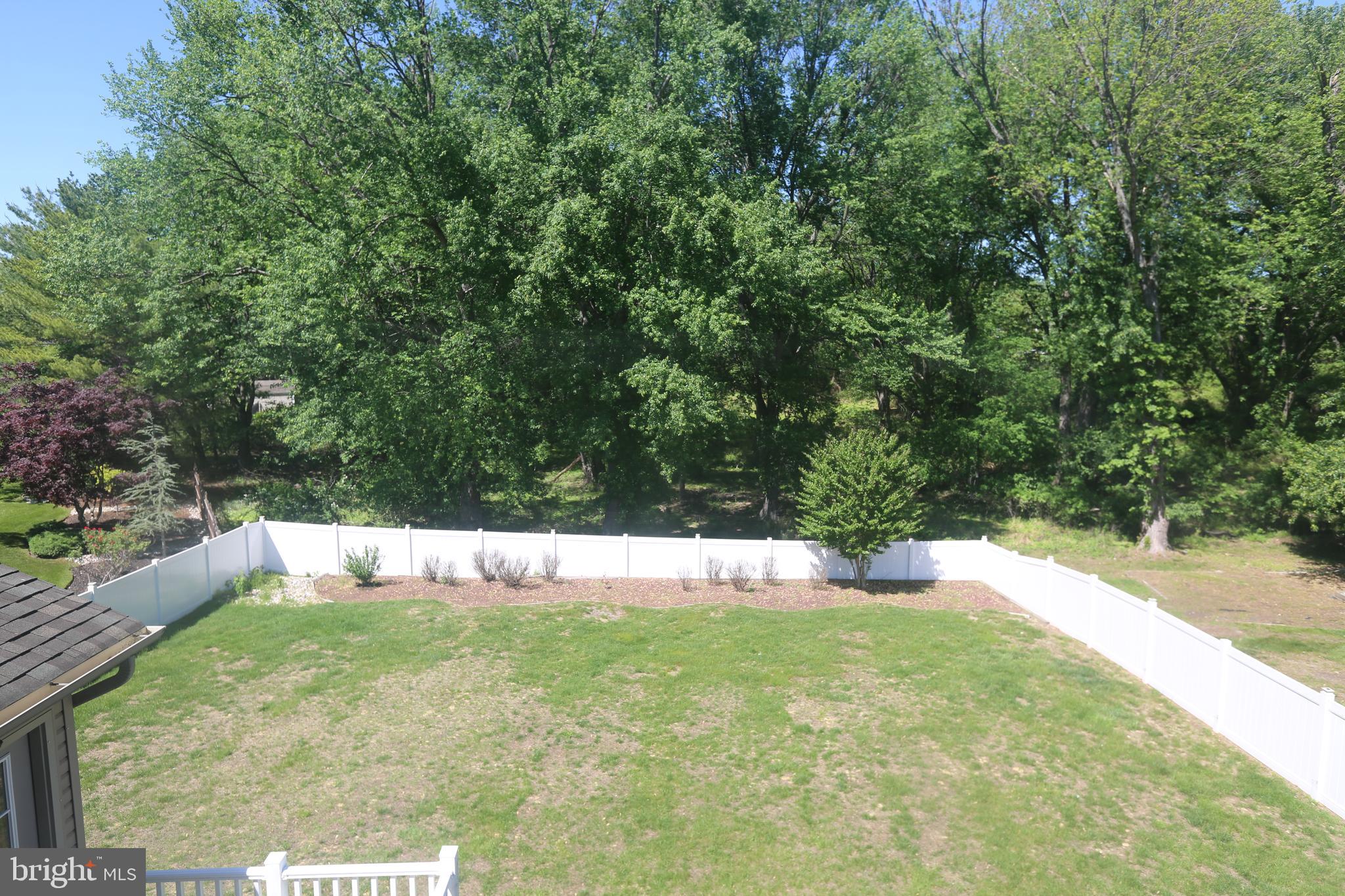 16 Cotswold Way Sewell, NJ 08080 - Photo 52 of 52 a view of yard