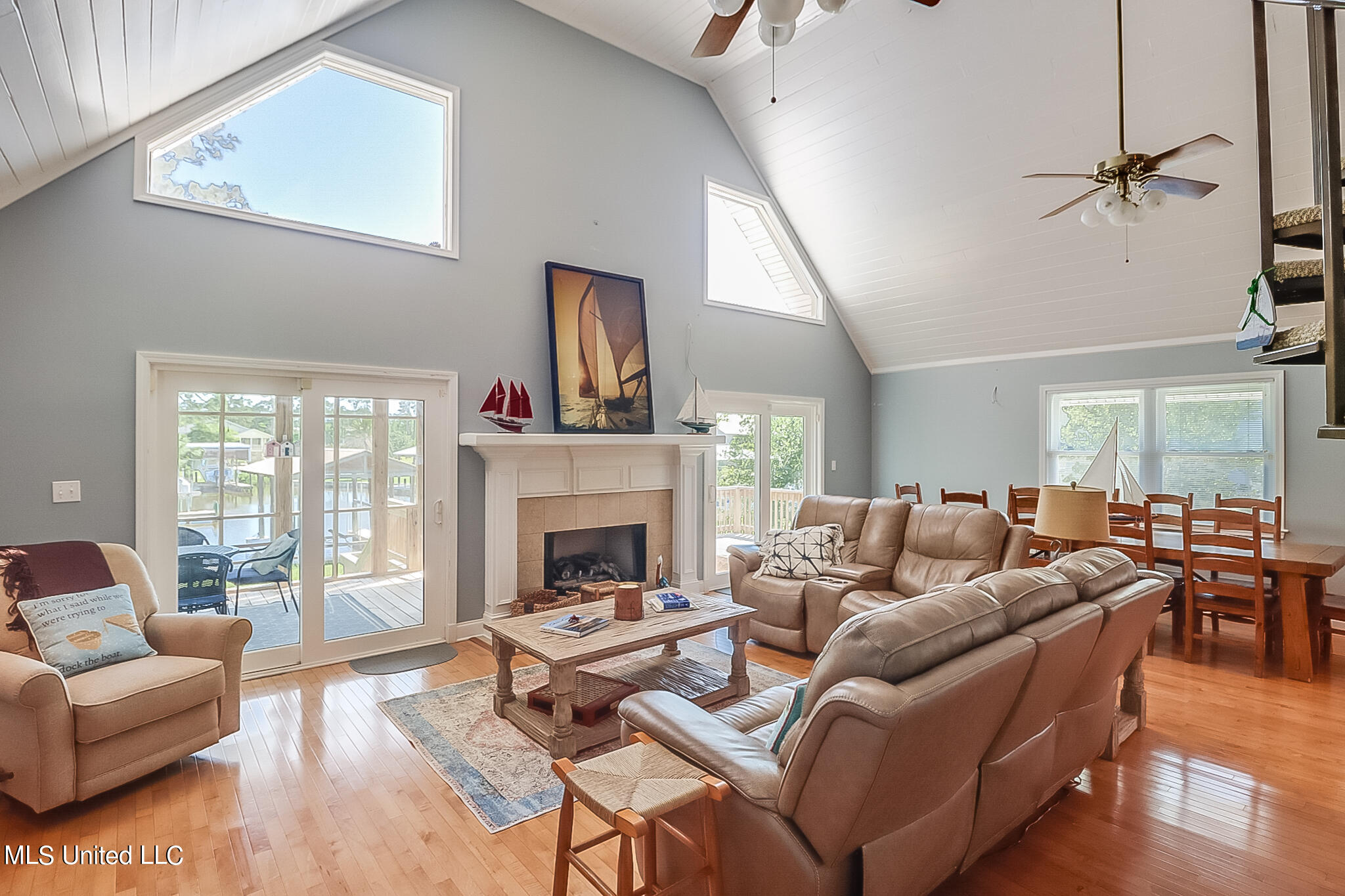 495 Prentiss Road Pass Christian, MS 39571 - Photo 6 of 43 Living Room 3