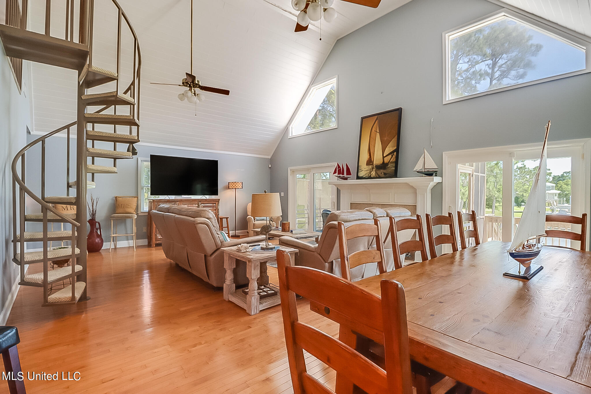 495 Prentiss Road Pass Christian, MS 39571 - Photo 10 of 43 Main living/dining