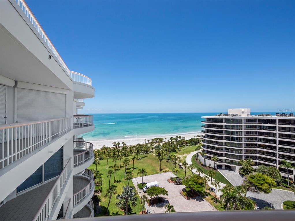 455 Longboat Club Road, Unit PH8 Longboat Key, FL 34228 - Photo 21 of 32