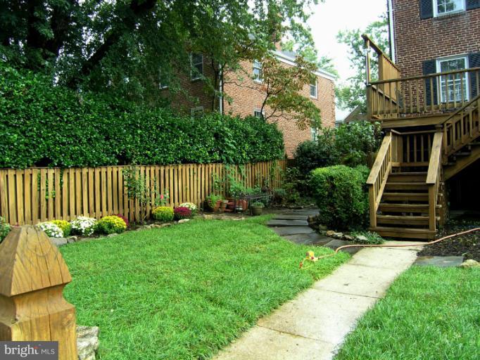 190 Stanmore Road Baltimore, MD 21212 - Photo 7 of 15 a view of a house with a yard