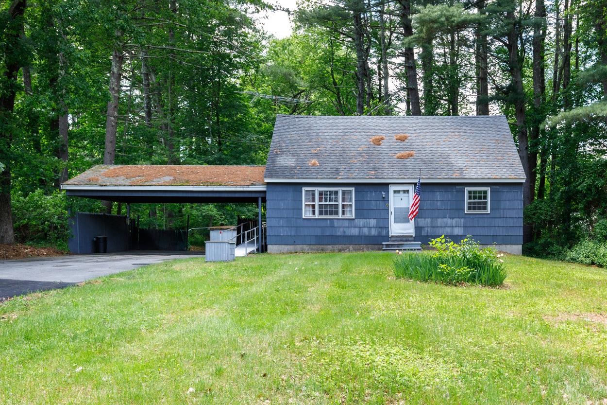 3 Madison Avenue Pelham, NH 03076 - Photo 1 of 42