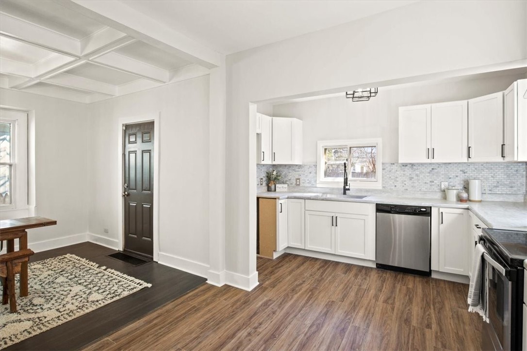 1061 Bay Street Rochester, NY 14609 - Photo 12 of 27