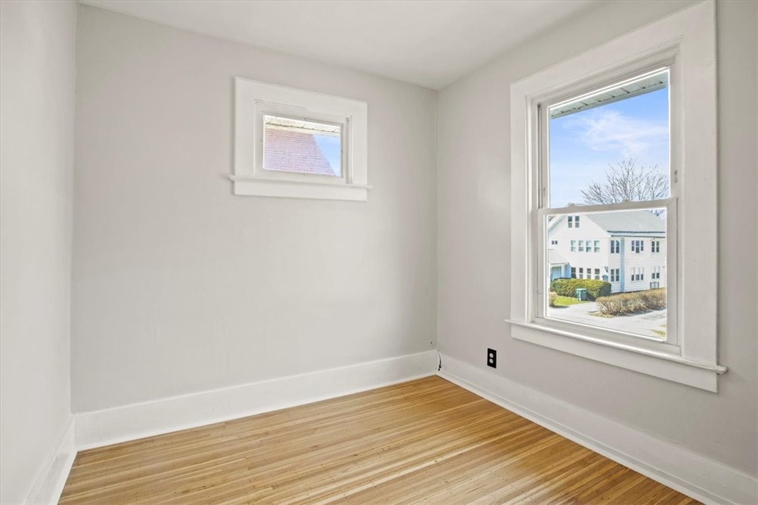 1061 Bay Street Rochester, NY 14609 - Photo 16 of 27