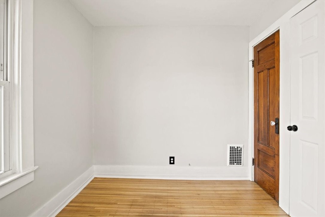 1061 Bay Street Rochester, NY 14609 - Photo 17 of 27