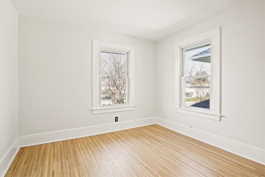 1061 Bay Street Rochester, NY 14609 - Photo 18 of 27