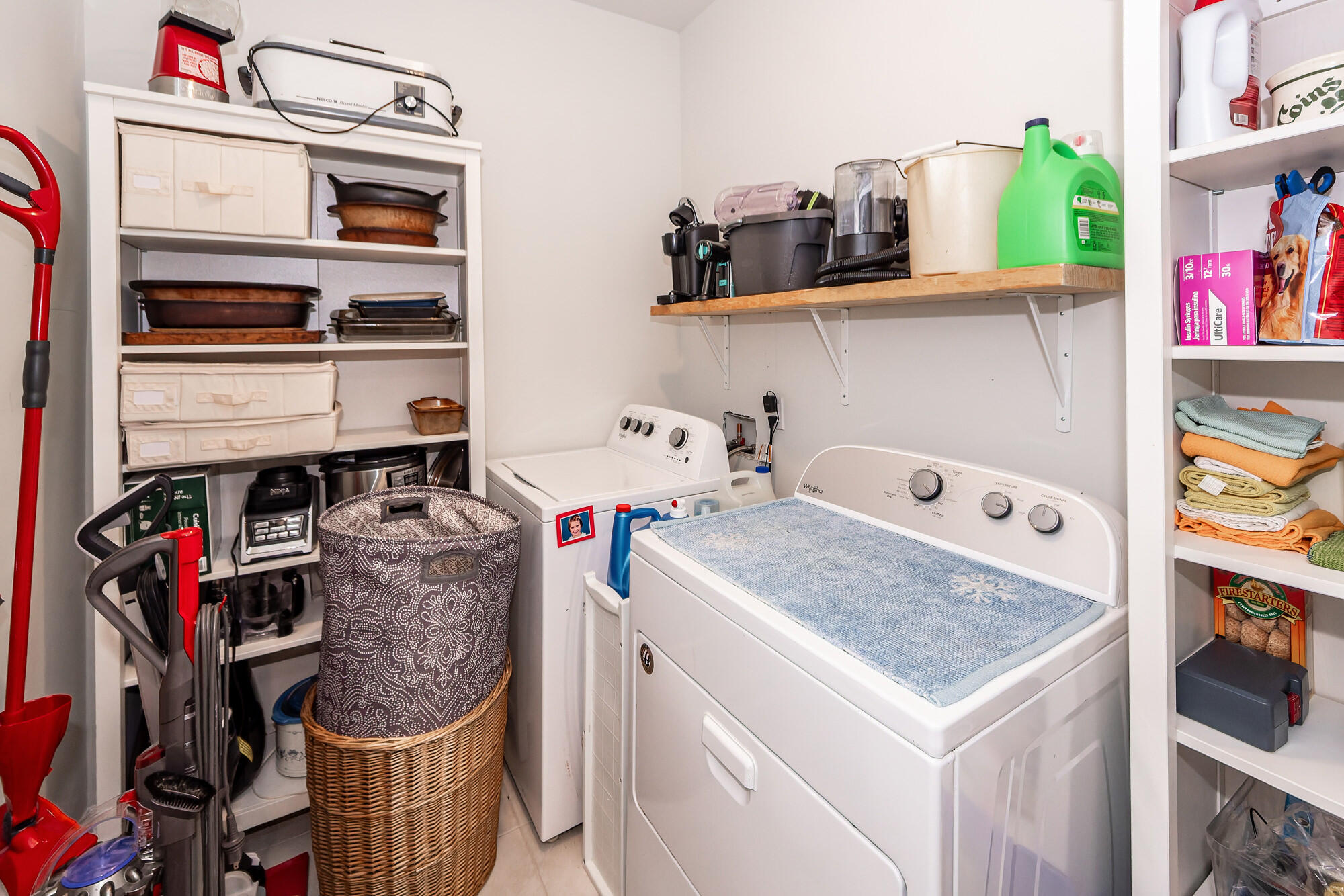 1270 Wading Point Boulevard Huger, SC 29450 - Photo 31 of 66 Laundry