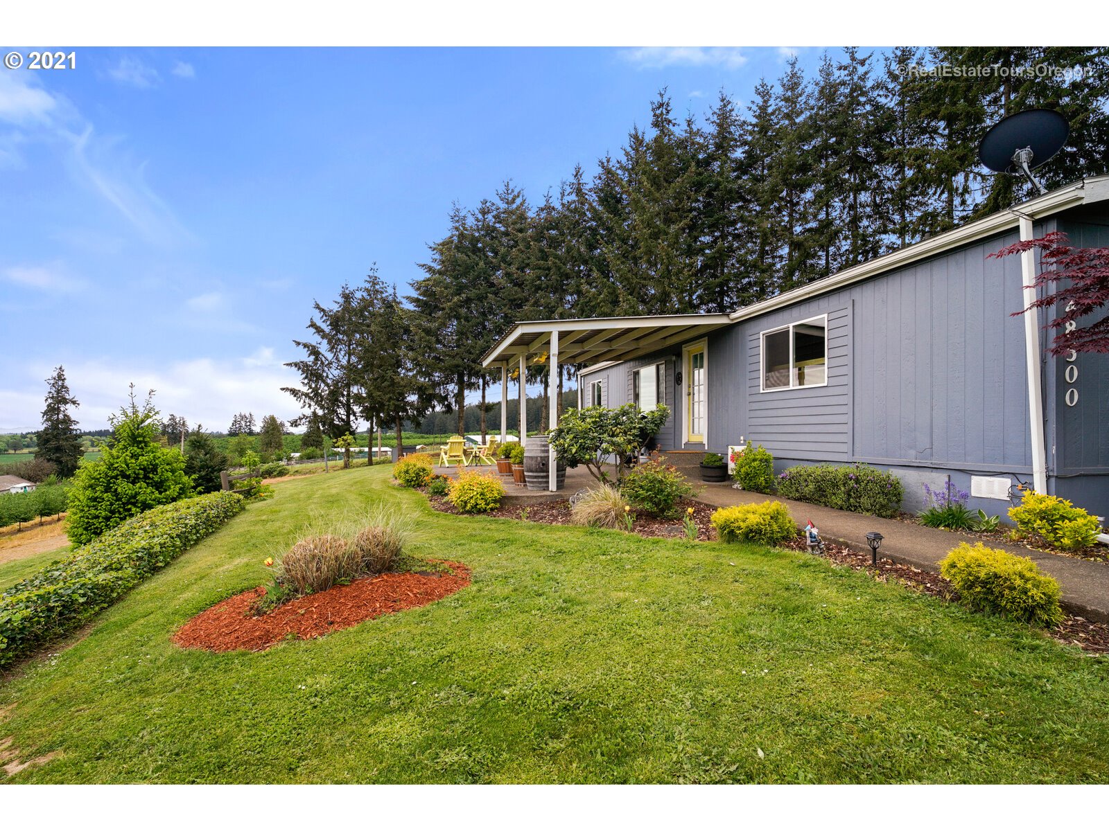 48500 Northwest Hillside Road Forest Grove, OR 97116 - Photo 7 of 32 Gallery Image 7