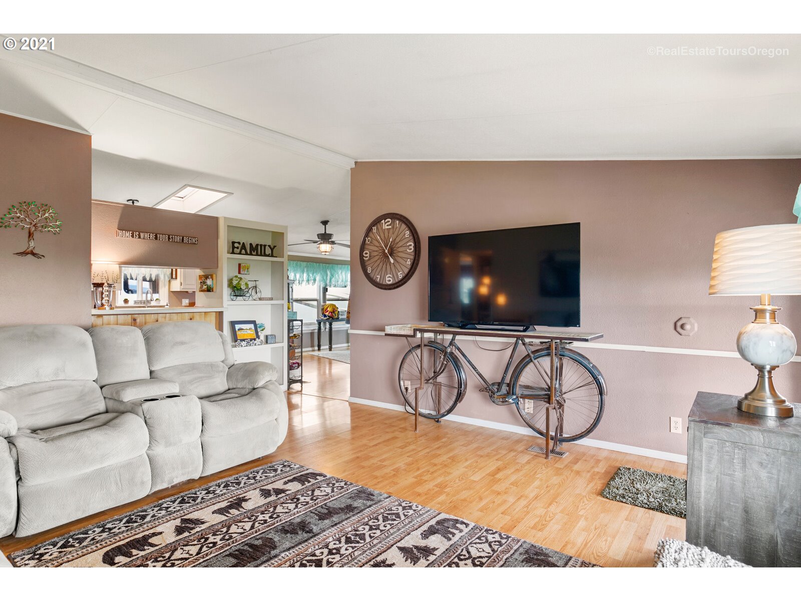 48500 Northwest Hillside Road Forest Grove, OR 97116 - Photo 10 of 32 Gallery Image 10