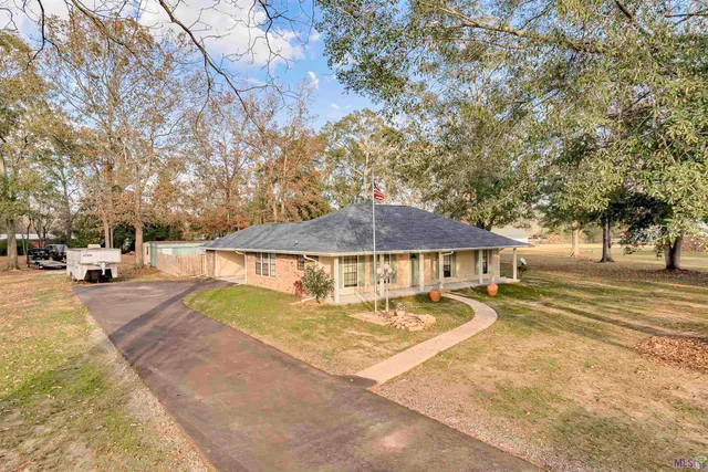 $325,000 | 18506 Belle Grove Road, Prairieville, LA 70769