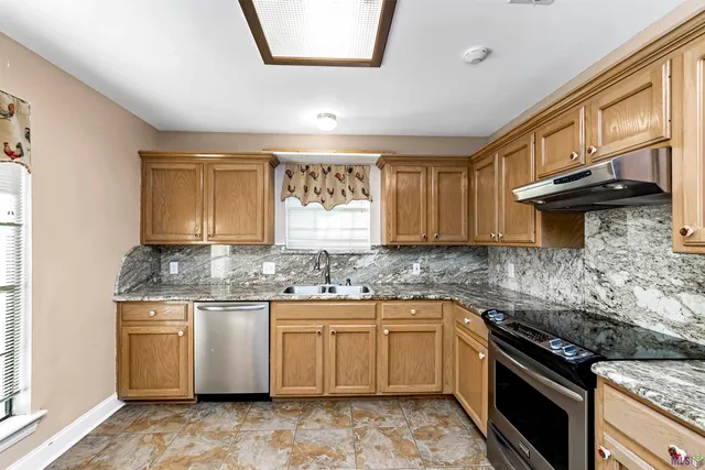 $325,000 | 18506 Belle Grove Road, Prairieville, LA 70769