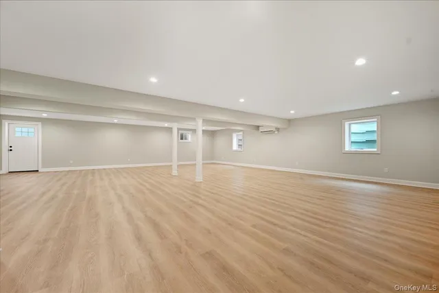 $1,775,000 | 39 Cobalt Lane, Westbury, NY 11590