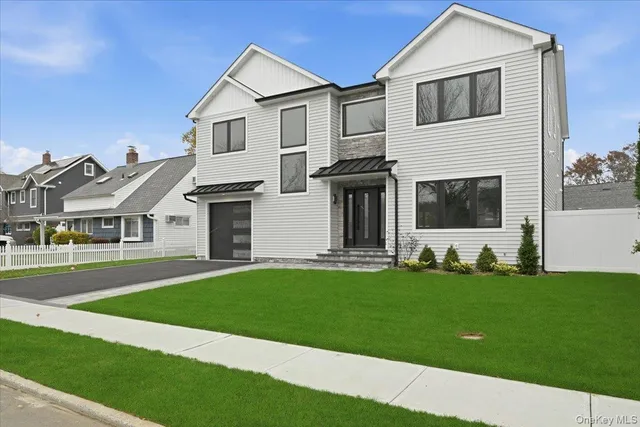 $1,775,000 | 39 Cobalt Lane, Westbury, NY 11590