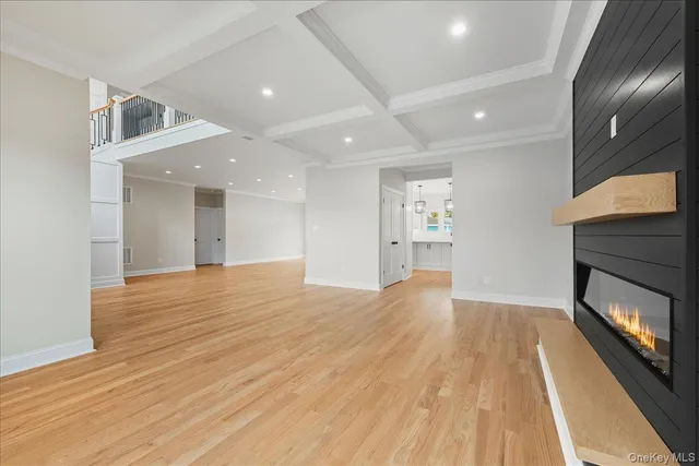 $1,775,000 | 39 Cobalt Lane, Westbury, NY 11590