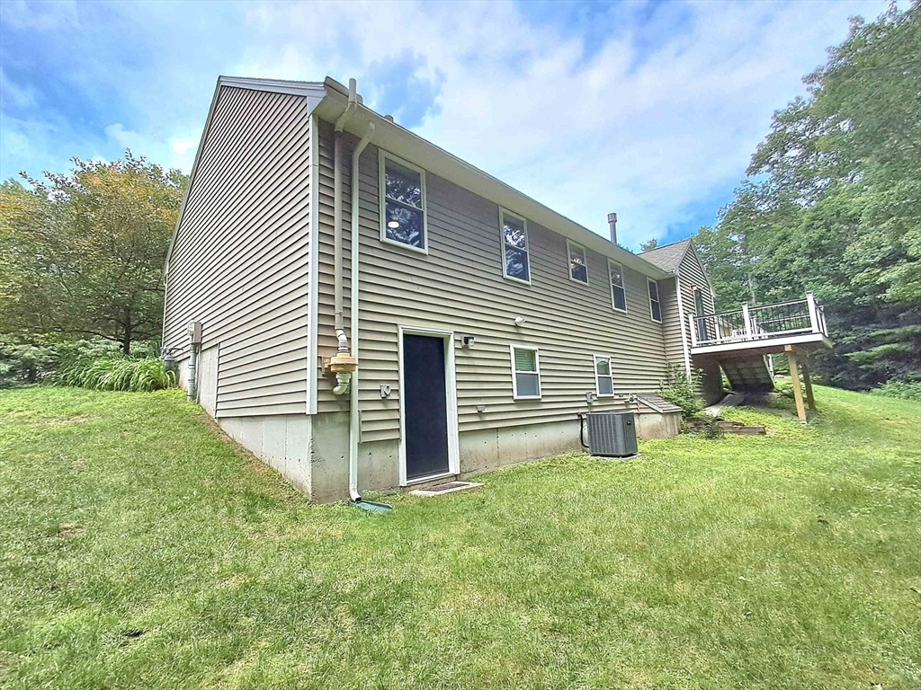 4 Sterling Way, Unit 4 Hudson, NH 03051 - Photo 40 of 42