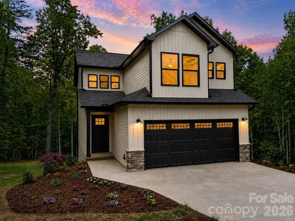$349,000 | 9395 Westridge Drive, Hickory, NC 28601