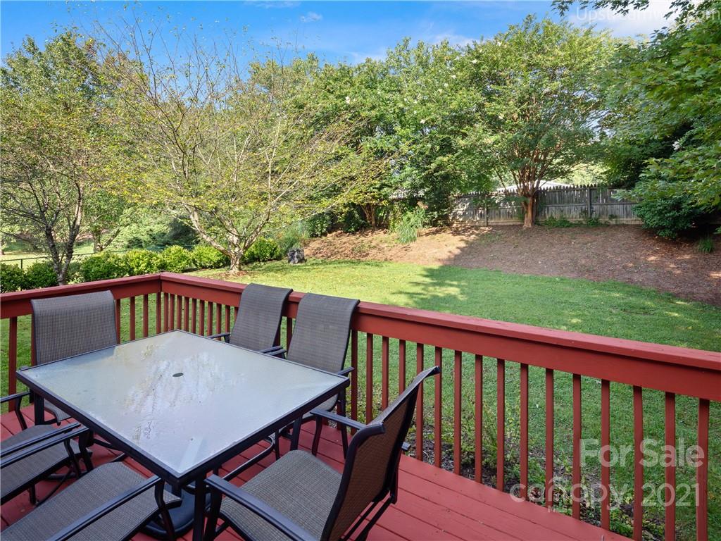 12 Barberry Road Fletcher, NC 28732 - Photo 11 of 24 Gallery Image 11