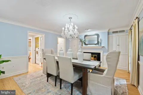 $1,378,500 | 116 Cameron Mews, Alexandria, VA 22314