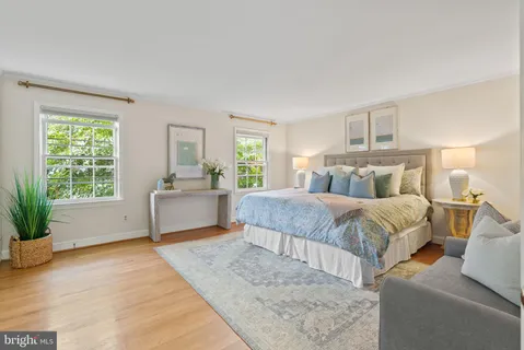 $1,378,500 | 116 Cameron Mews, Alexandria, VA 22314