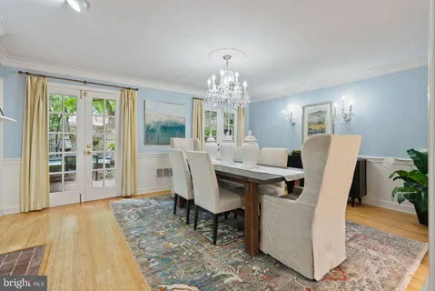 $1,378,500 | 116 Cameron Mews, Alexandria, VA 22314