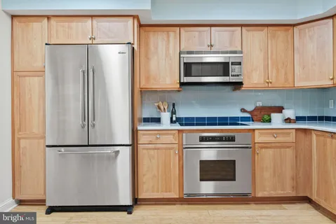 $1,378,500 | 116 Cameron Mews, Alexandria, VA 22314