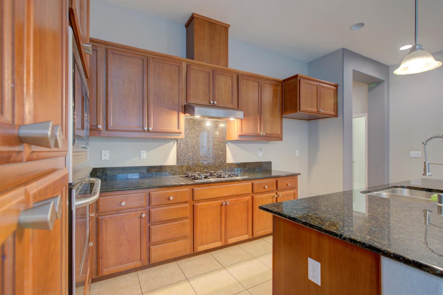 1709 Thomas Court Modesto, CA 95355 - Photo 14 of 39