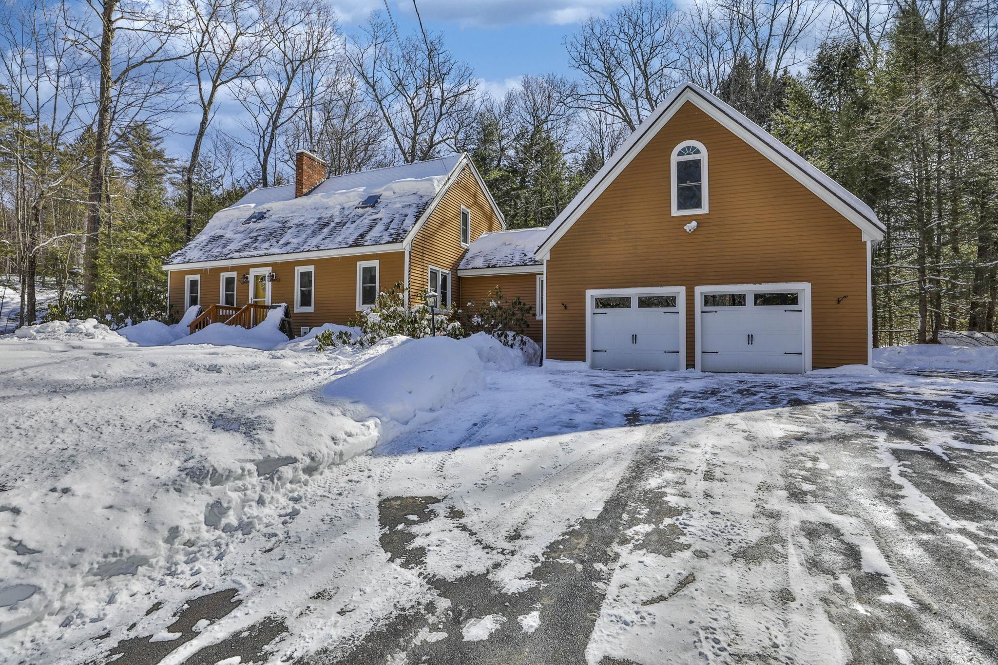66 Winslow Road Dunbarton, NH 03046 - Photo 1 of 44 Gallery Image 1