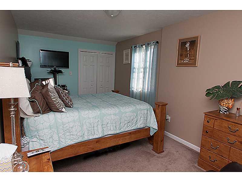 5132 McAnulty Road Pittsburgh, PA 15236 - Photo 6 of 22 Master Bedroom.