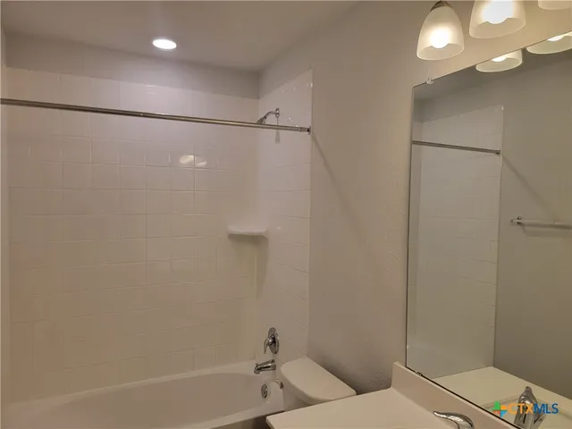 $440,000 | 6215 Lavaca Drive, Belton, TX 76513